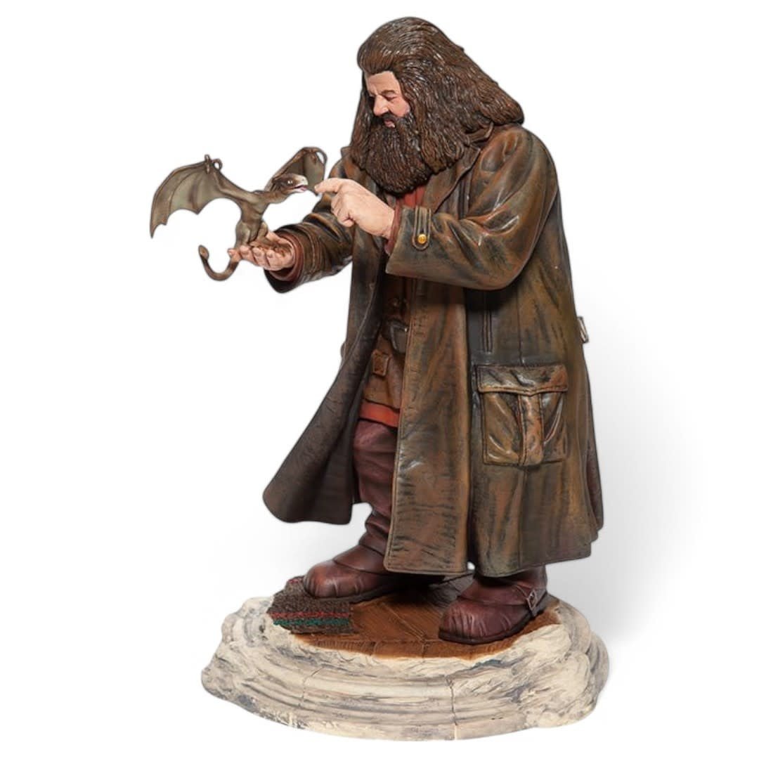 Hagrid and Norberta Figurine - Fans Geek Store