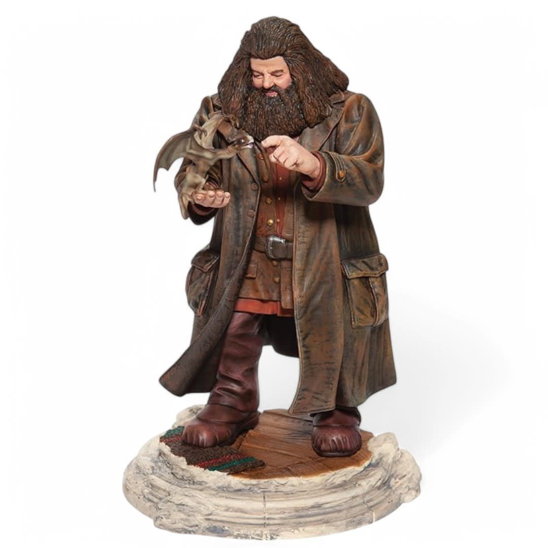 Hagrid and Norberta Figurine - Fans Geek Store