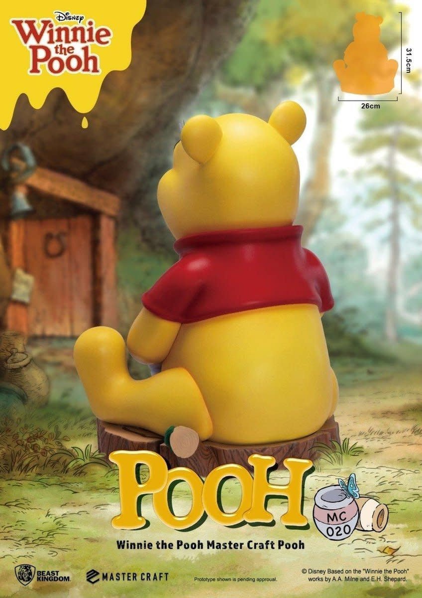 Disney: Master Craft Winnie the Pooh Statue - Fans Geek Store