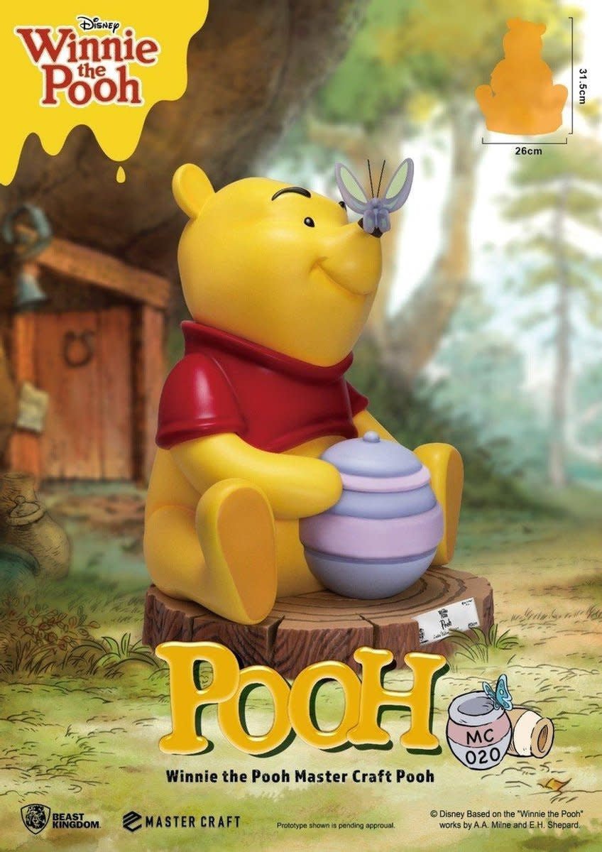 Disney: Master Craft Winnie the Pooh Statue - Fans Geek Store