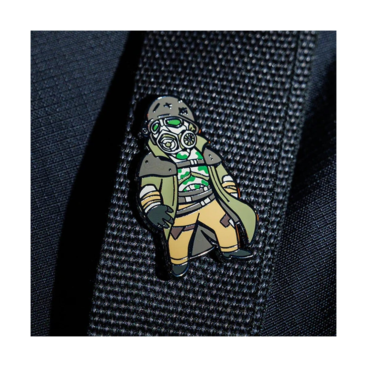 https://cdn.1001hobbies.nl/3057393-large_default/devplus-ge1155314-fallout-ncr-desert-ranger-helmet.jpg