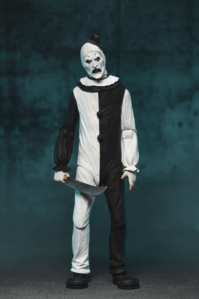 Neca Terrifier Art the Clown Ultimate Figuur 17 cm