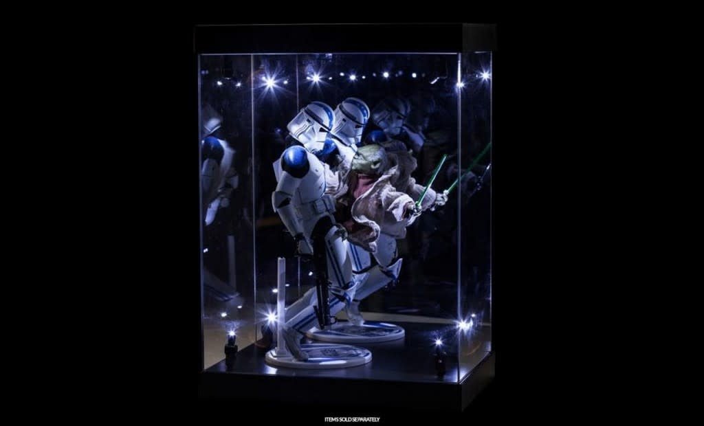 Lighted Display Case - Fans Geek Store