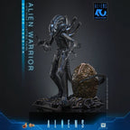 Alien Warrior Deluxe Version 1/6 Scale Figure 38,5 cm - Fans Geek Storeproduct_typeHot Toys