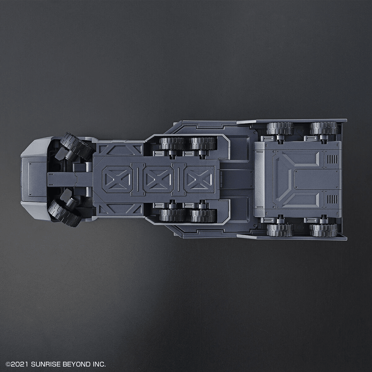 Kyoukai Senki: HG 1/72 Extra Large Armored Special Carrier Plastic Model - Fans Geek Store