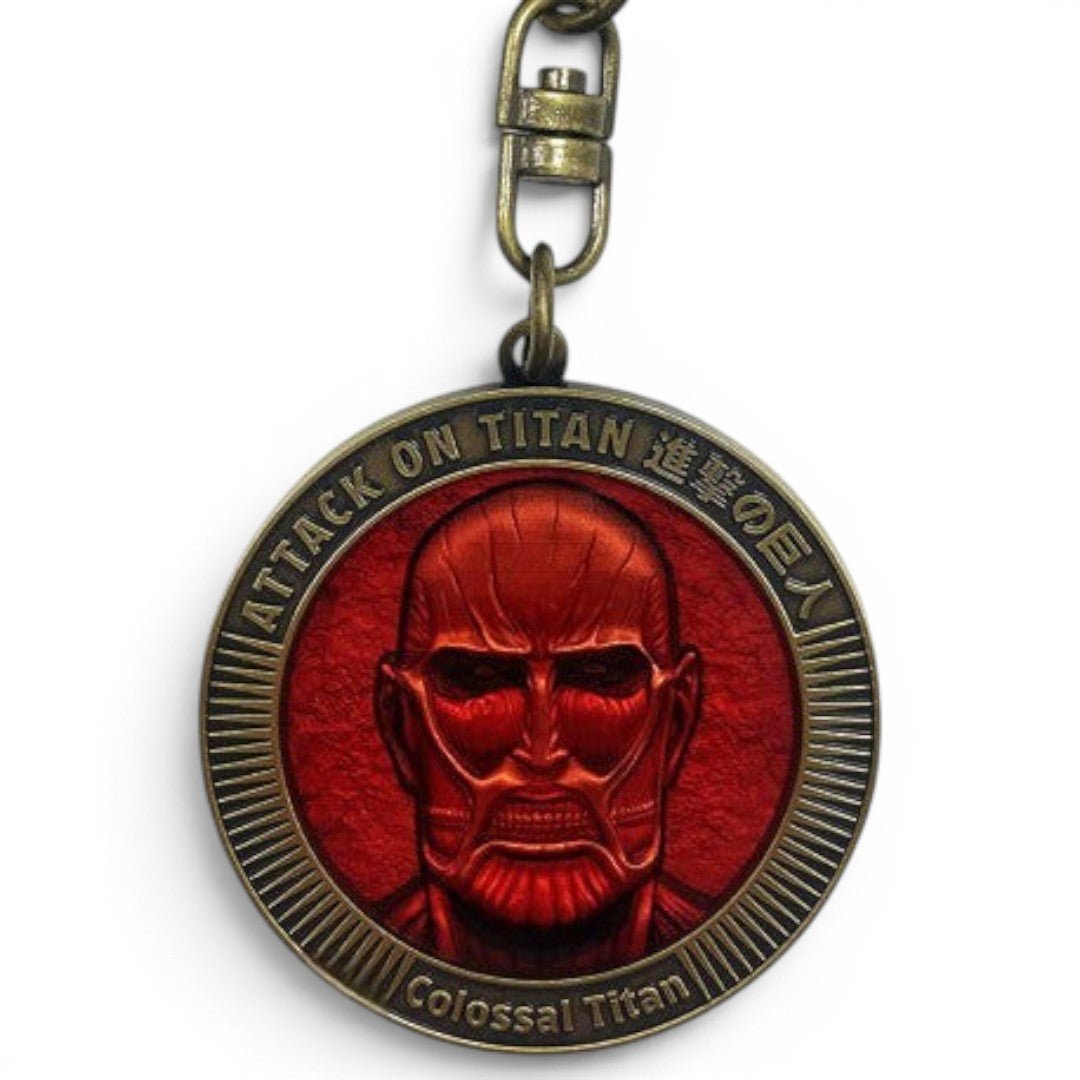 Attack on Titan Sleutelhanger Colossal Titan Medaillon – Metaal - Fans Geek Storeproduct_typeABYstyle