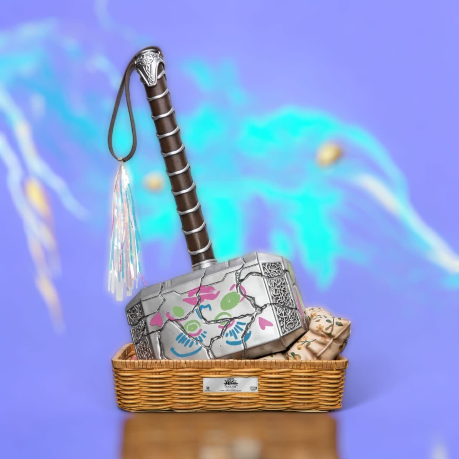 Marvel: Thor Love and Thunder - Mjolnir Love Version 1:1 Scale Statue - Fans Geek Store