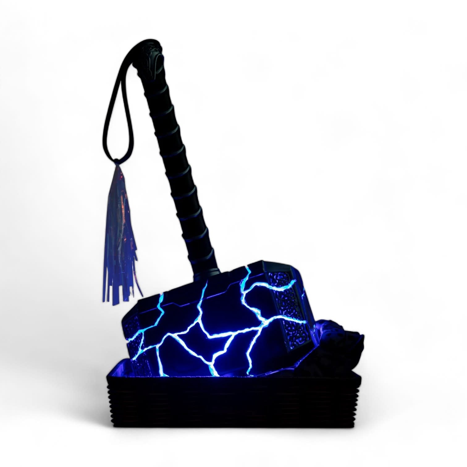 Marvel: Thor Love and Thunder - Mjolnir Love Version 1:1 Scale Statue - Fans Geek Store