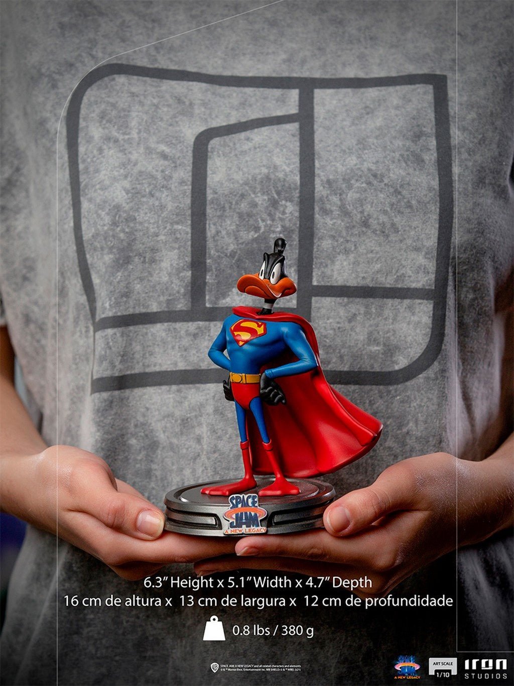 Space Jam: A New Legacy - Daffy Duck Superman 1:10 Scale Statue - Fans Geek Store