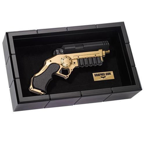 DC Comics: The Dark Knight Grapnel Gun - Fans Geek Storeproduct_typeThe Noble Collection