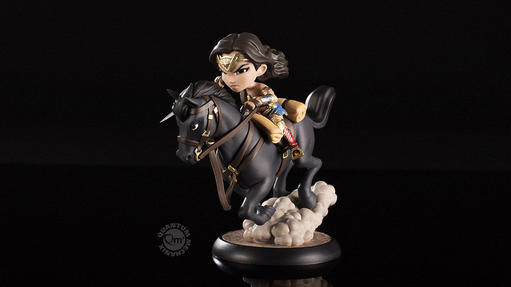 DC Comics: Wonder Woman on a Horse Q - Fig Max PVC Diorama - Fans Geek Store