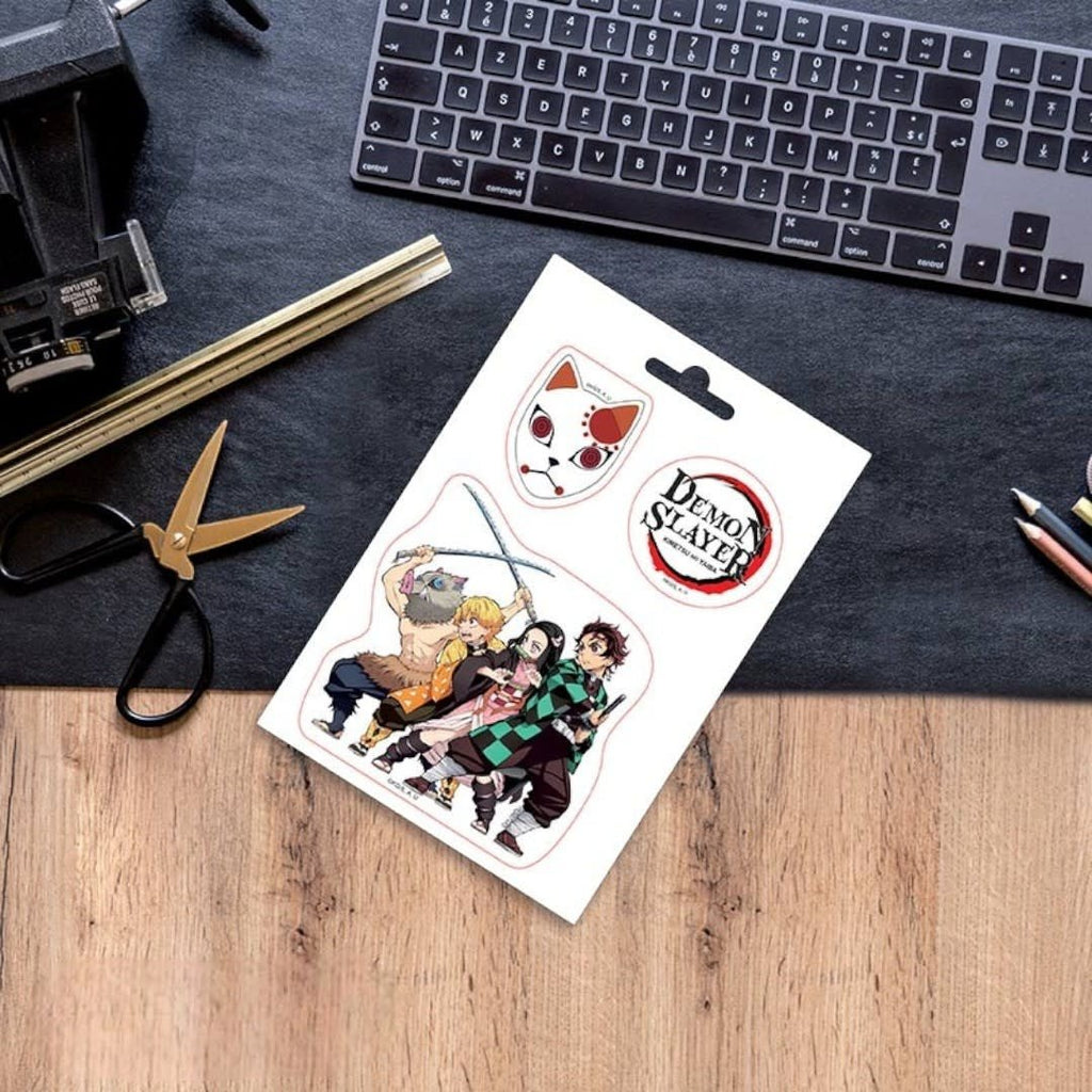 DEMON SLAYER - Pck Tumbler with straw 470ml + Acryl + Stickers - Fans Geek Store