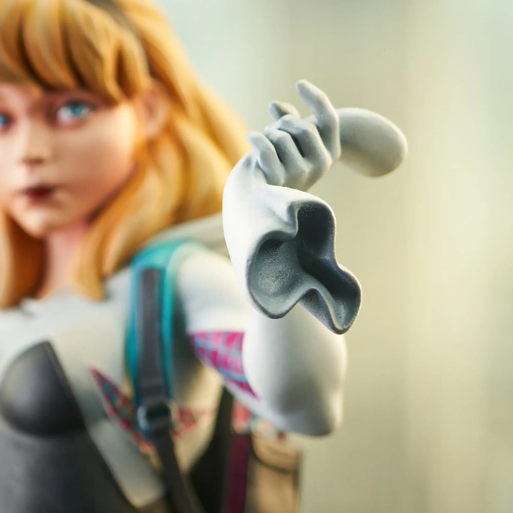 Marvel Comics Bust 1/7 Ghost Spider 15 cm - Fans Geek Store