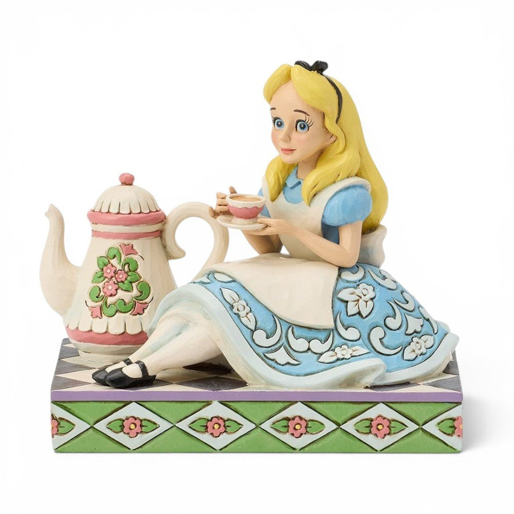 Disney Traditions: Alice met Theepot Beeldje | Jim Shore – Alice in Wonderland - Fans Geek Storeproduct_typeDisney Traditions