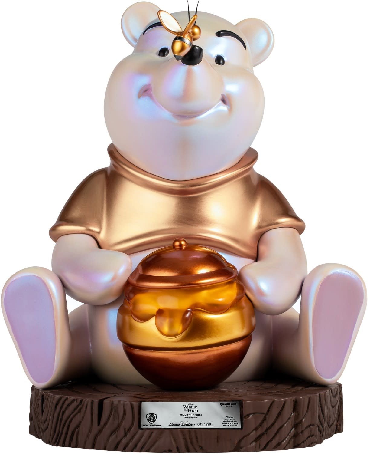 Disney: Winnie the Pooh - Master Craft Pooh Special Edition Statue - Fans Geek Store