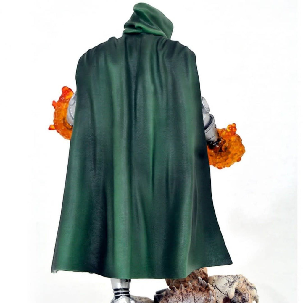 Marvel Comic Gallery PVC Statue Doctor Doom 25 cm - Fans Geek Store