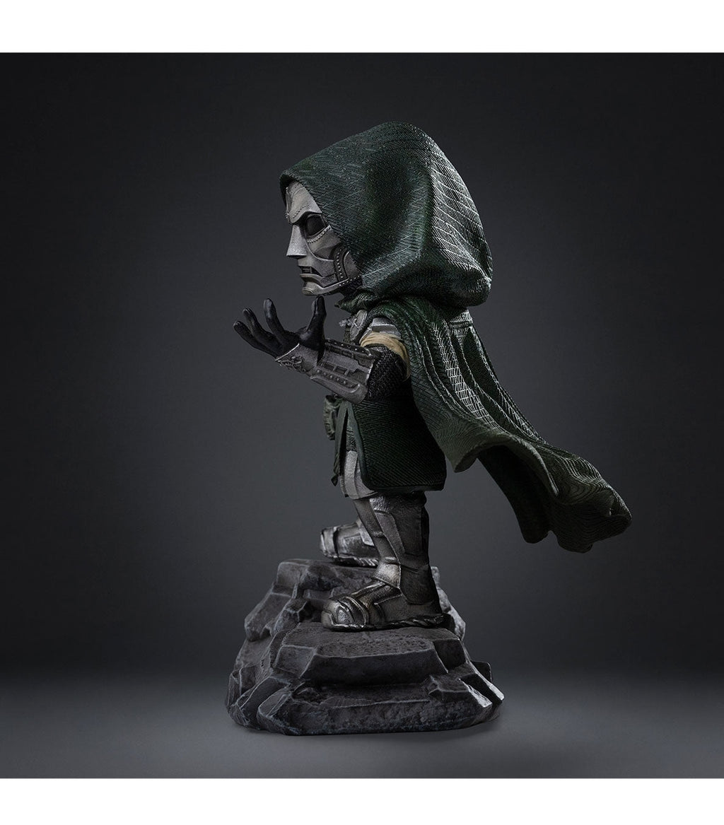 Doctor Doom Minico Figuur 16 cm - Marvel | Pre-Order t.e.m. 13/08 - Fans Geek Storeproduct_typeIron Studios