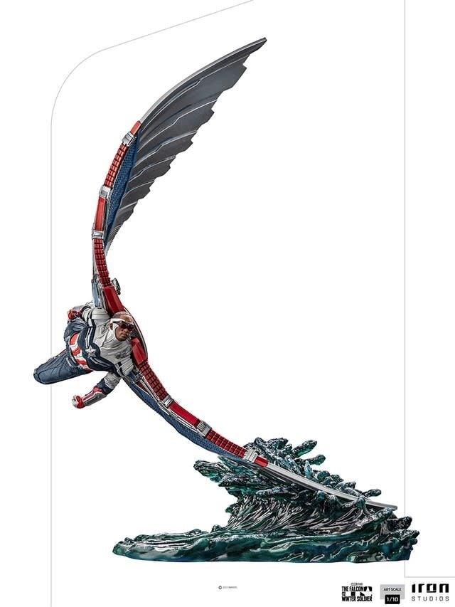 Marvel: The Falcon and the Winter Soldier - Captain America Sam Wilson Deluxe 1:10 Scale Statue - Fans Geek Store