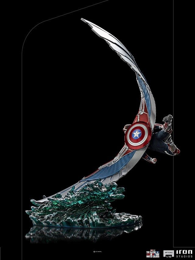 Marvel: The Falcon and the Winter Soldier - Captain America Sam Wilson Deluxe 1:10 Scale Statue - Fans Geek Store