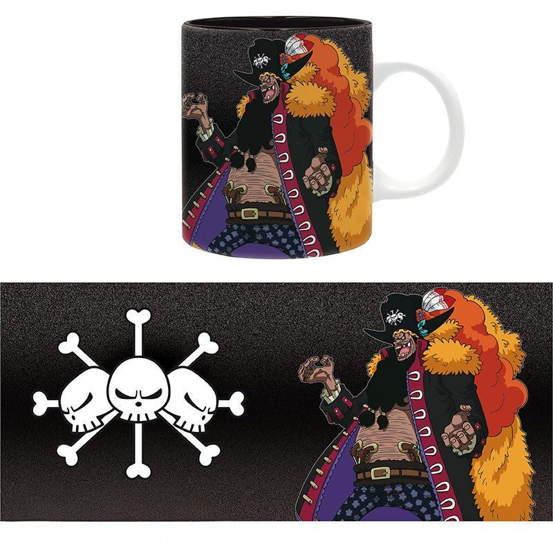 Fans Geek Store ceramic One Piece mug featuring Marshall D. Teach Blackbeard and the Blackbeard Pirates skull logo.