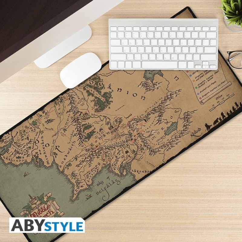 Fans Geek Store Lord of the Rings XXL desk mat featuring a detailed Middle-earth map with stitched edges