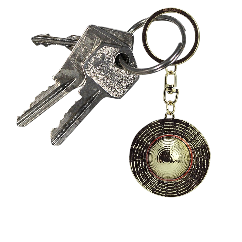 Fans Geek Store metal 3D Luffy straw hat keychain from One Piece attached to a keyring with silver keys