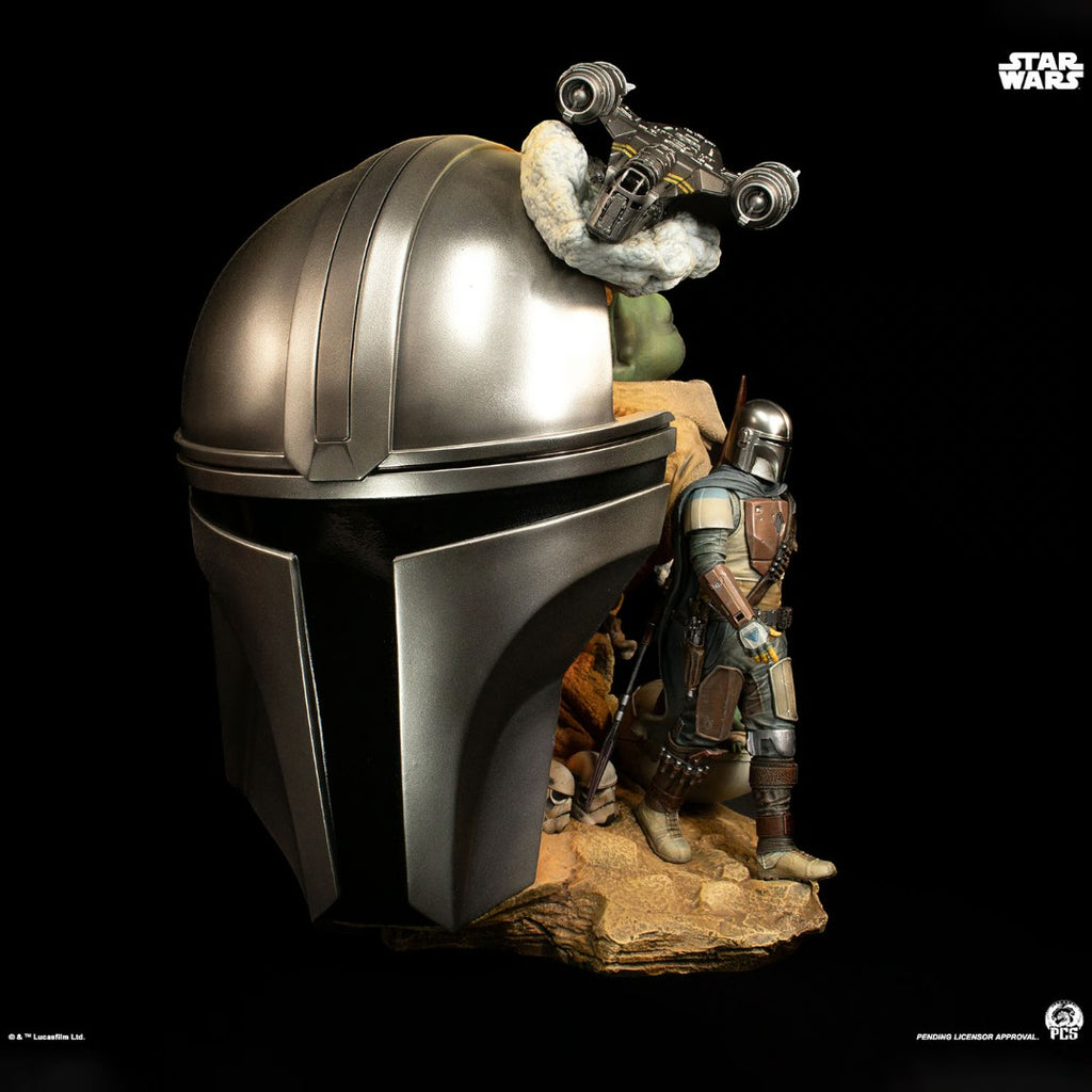 Fans Geek Store Star Wars Mandalorian Fine Art Bust with Grogu and Razor Crest, 41cm, polystone, hand-painted.