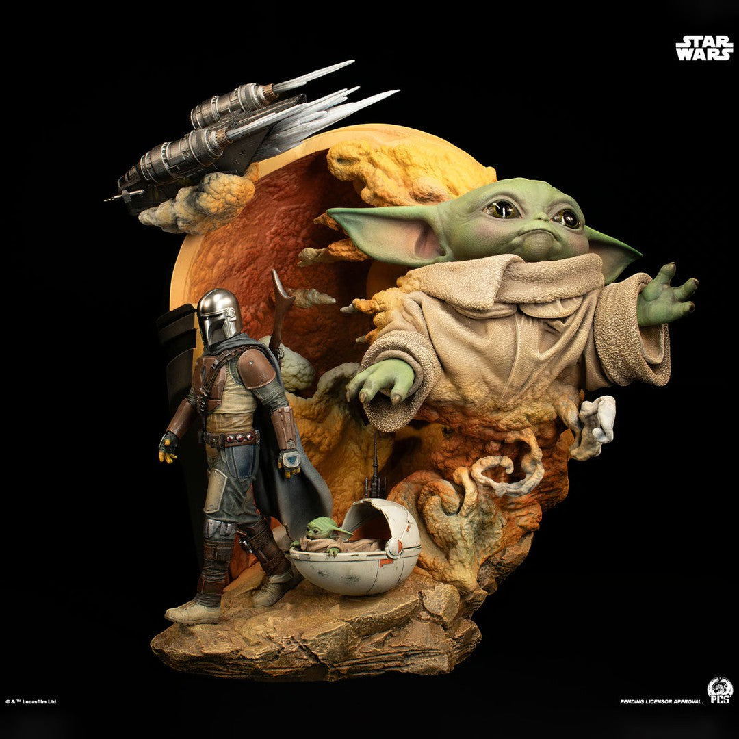 Fans Geek Store Star Wars The Mandalorian and Grogu fine art bust with Razor Crest ship, 41cm polystone collectible