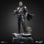 Fans Geek Store 1:4 scale polystone statue of The Mandalorian and Grogu with interchangeable helmet and head portrait.