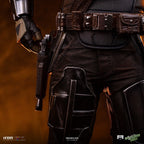 Fans Geek Store Iron Studios The Mandalorian & Grogu 1:4 scale polystone statue showing detailed armor and holster.
