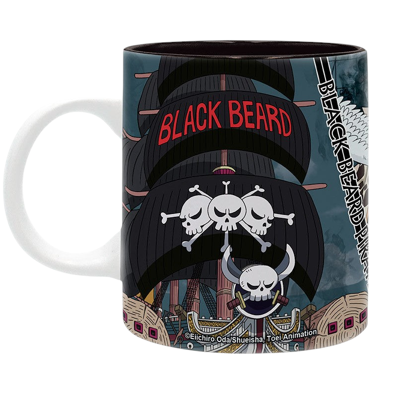Fans Geek Store One Piece ceramic mug featuring the Blackbeard Pirates ship and skull logo on a dark background