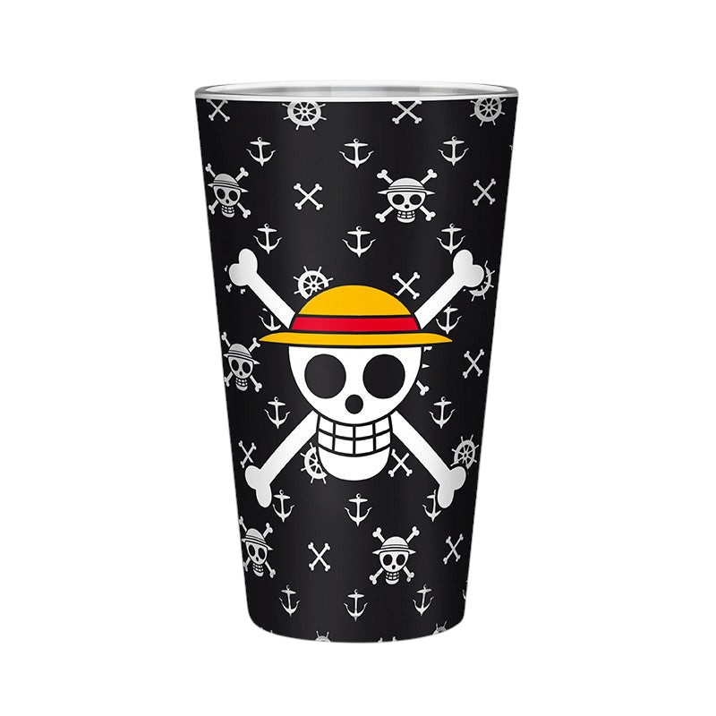 Fans Geek Store One Piece glass featuring a black background with white Luffy skull and crossbones pattern