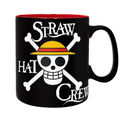 Fans Geek Store One Piece ceramic mug featuring the Straw Hat Pirates skull logo and Luffy's hat in black and red
