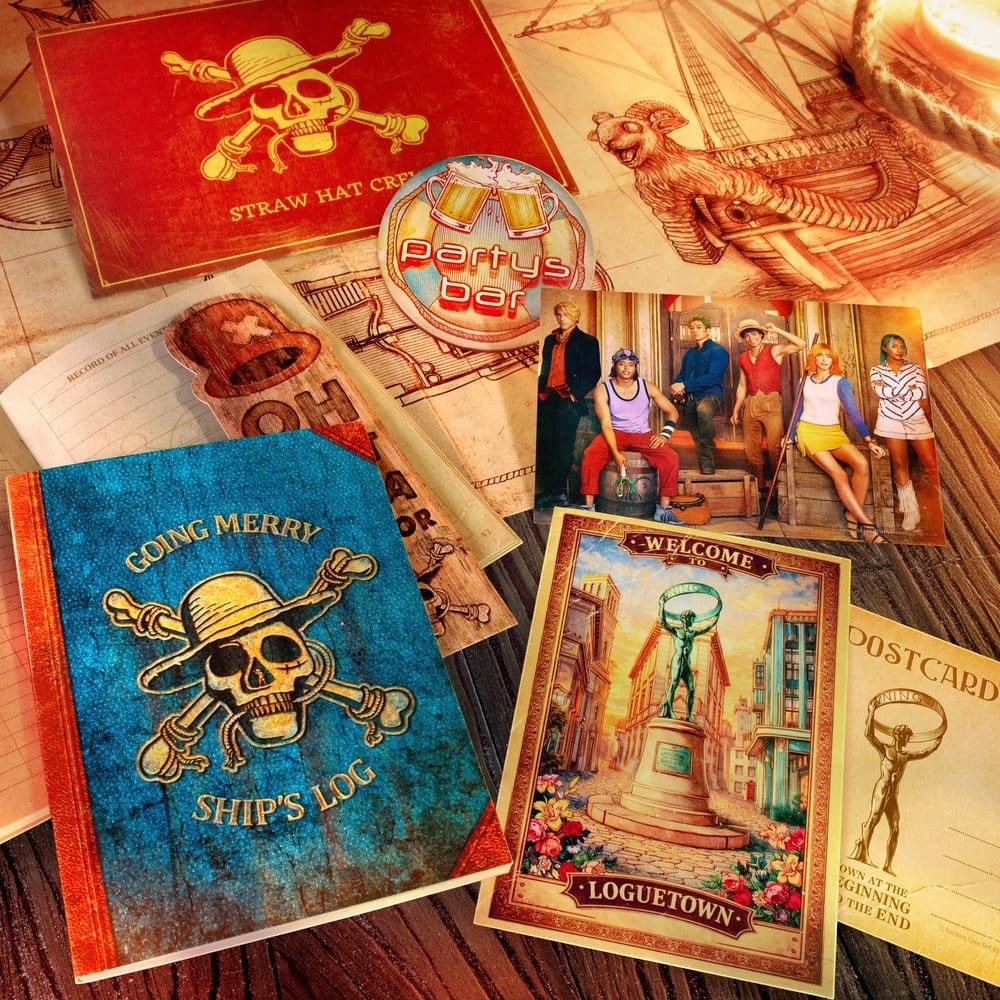 Fans Geek Store One Piece recruitment kit featuring Straw Hat Crew journals, postcards, and themed collector items.