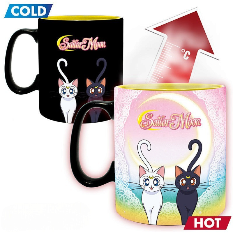 Fans Geek Store Sailor Moon heat-sensitive ceramic mug featuring Luna and Artemis cats, changing from black to color