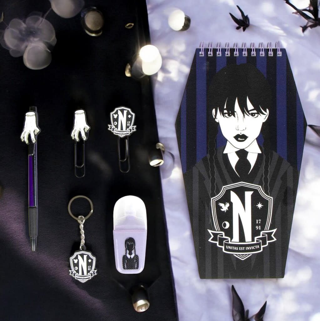 Wednesday Stationery - Set 6 pieces - Fans Geek Store