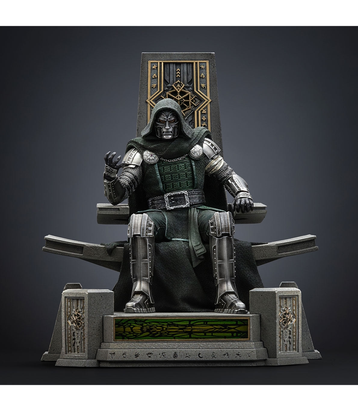 Iron Studios Doctor Doom on Throne Deluxe Art Figuur 22,5 cm Marvel