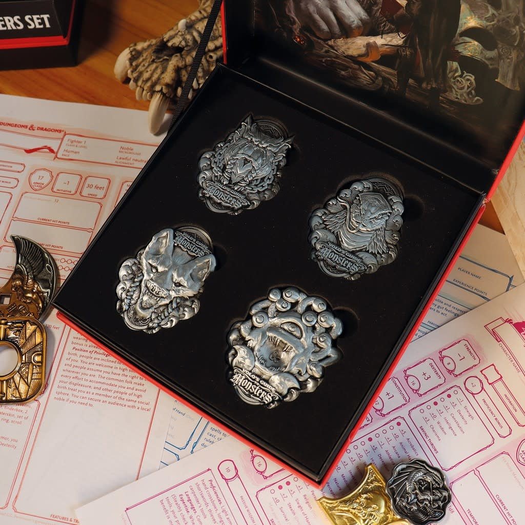 Dungeons and Dragons: Volo's Guide to Monsters Medallion Set - Fans Geek Store