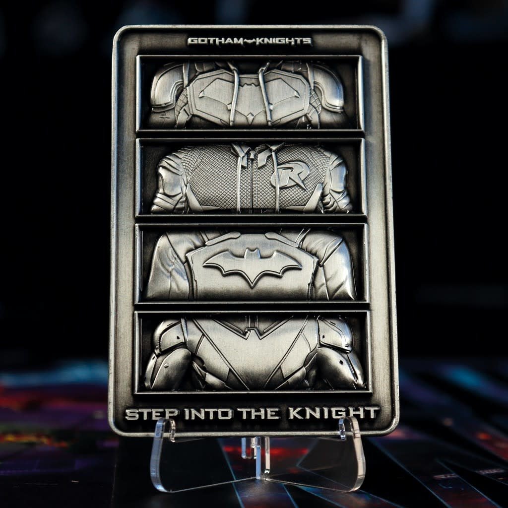 DC Comics: Gotham Knights - Insignia Limited Edition Ingot - Fans Geek Store