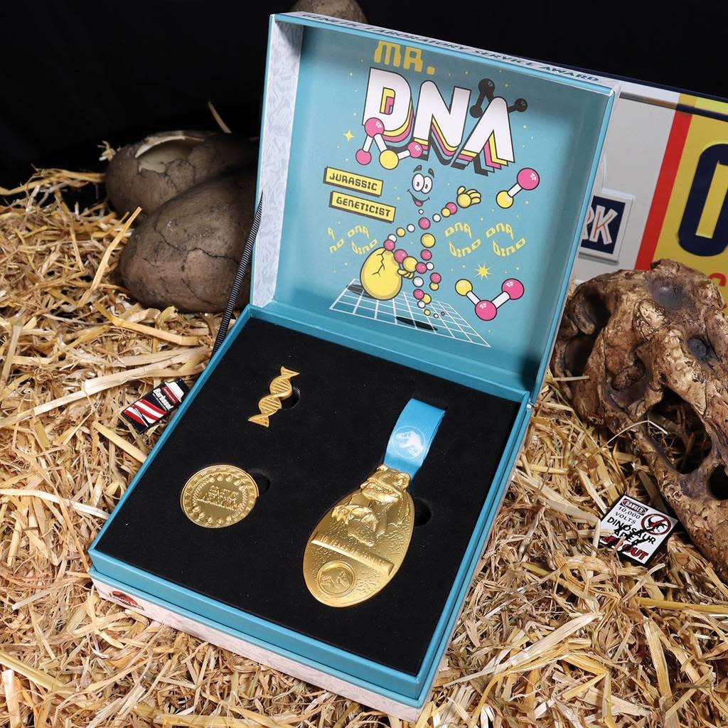 Jurassic Park: Genetics Division Premium Box - Fans Geek Store