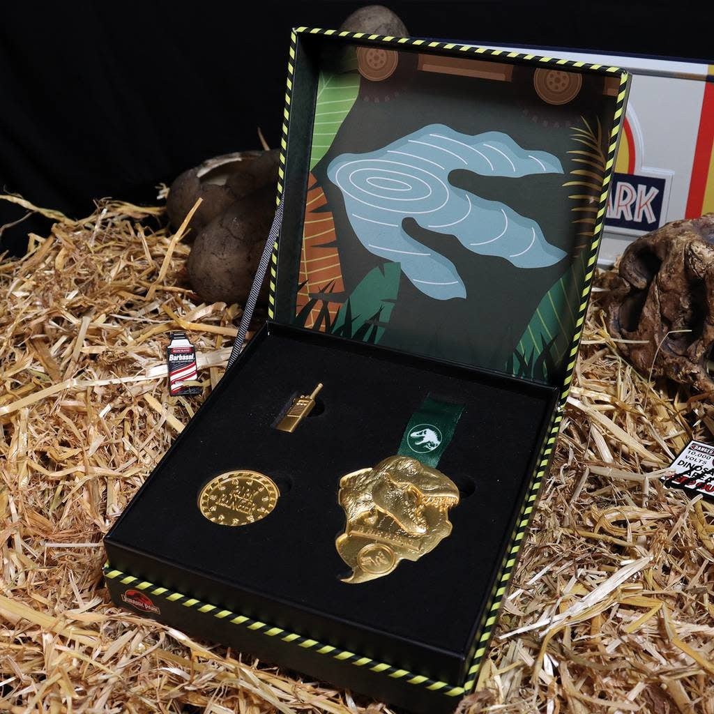 Jurassic Park: Park Ranger Division Premium Box - Fans Geek Store