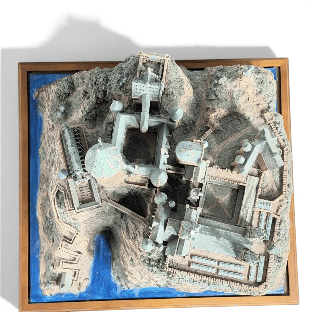 Harry Potter: Hogwarts Castle Environment - Fans Geek Storeproduct_typeThe Noble Collection