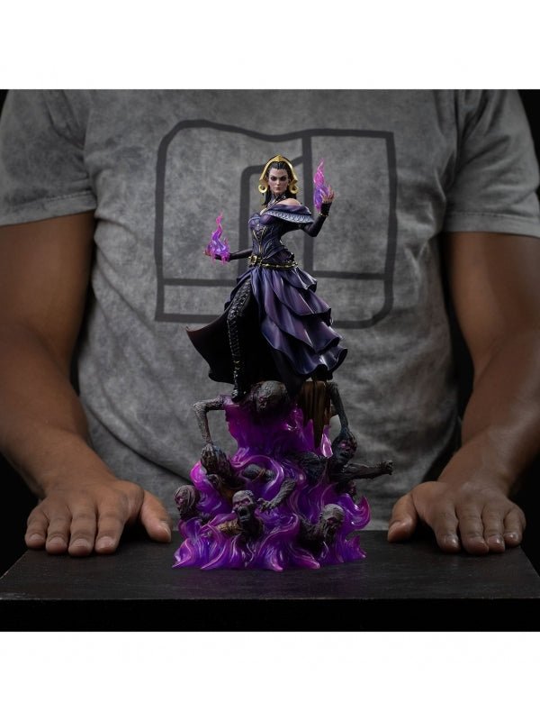 Iron Studios – Liliana Vess Deluxe Art Scale Statue 1/10 | 31 cm | Magic: The Gathering - Fans Geek Storeproduct_typeIron Studios