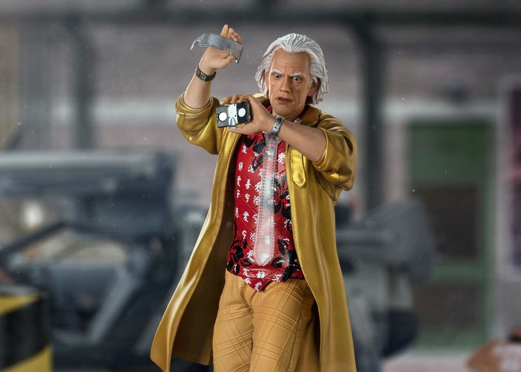 Back to the Future 2: Doc Brown in Alley 1:10 Scale Statue - Fans Geek Store