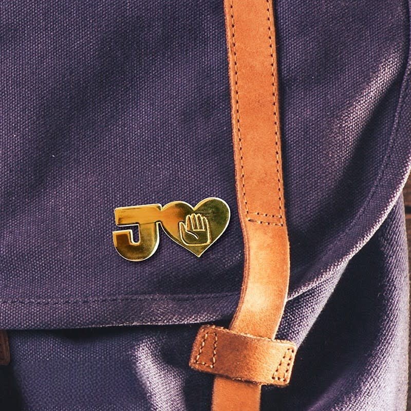 JOJO'S BIZARRE ADVENTURE - Pin J3 - Fans Geek Store