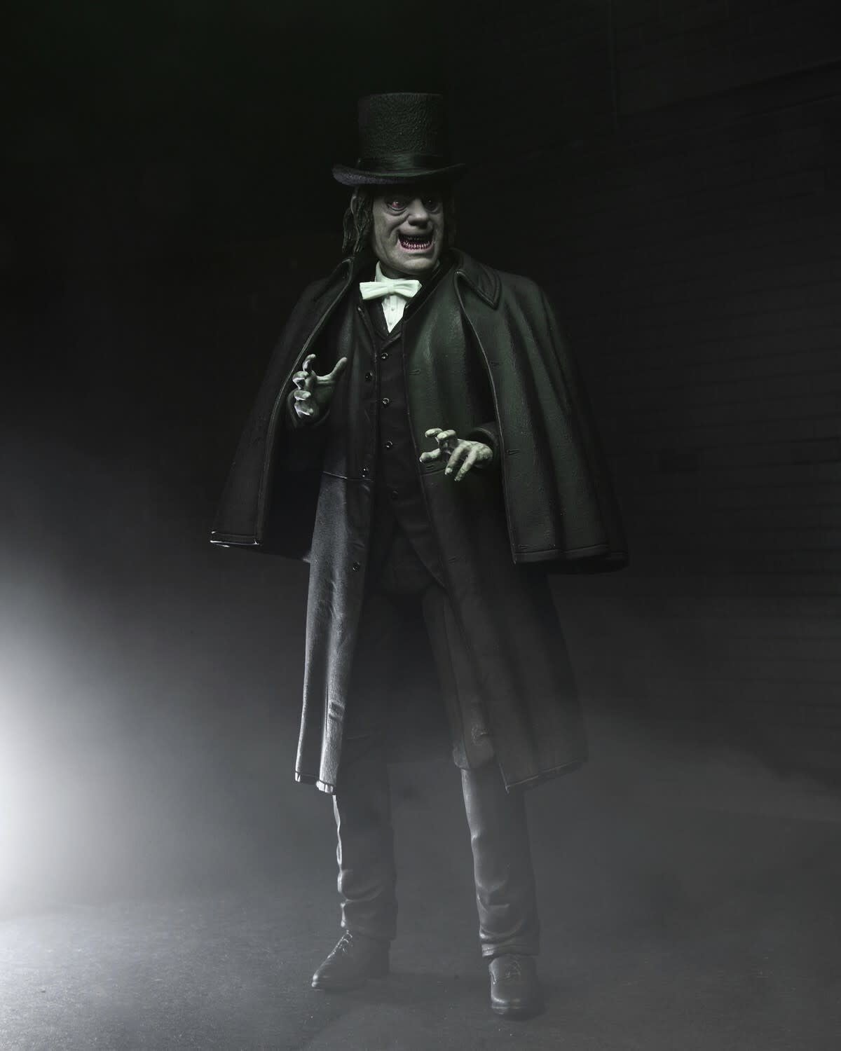 London After Midgnight: Ultimate Professor Edward C. Burke 7 inch Action figure - Fans Geek Store