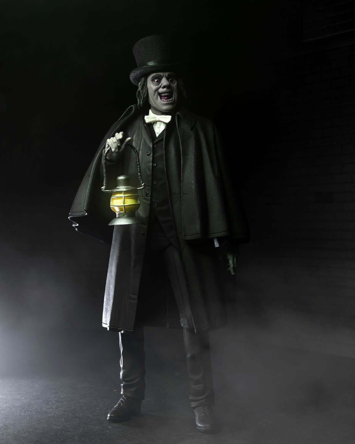 London After Midgnight: Ultimate Professor Edward C. Burke 7 inch Action figure - Fans Geek Store