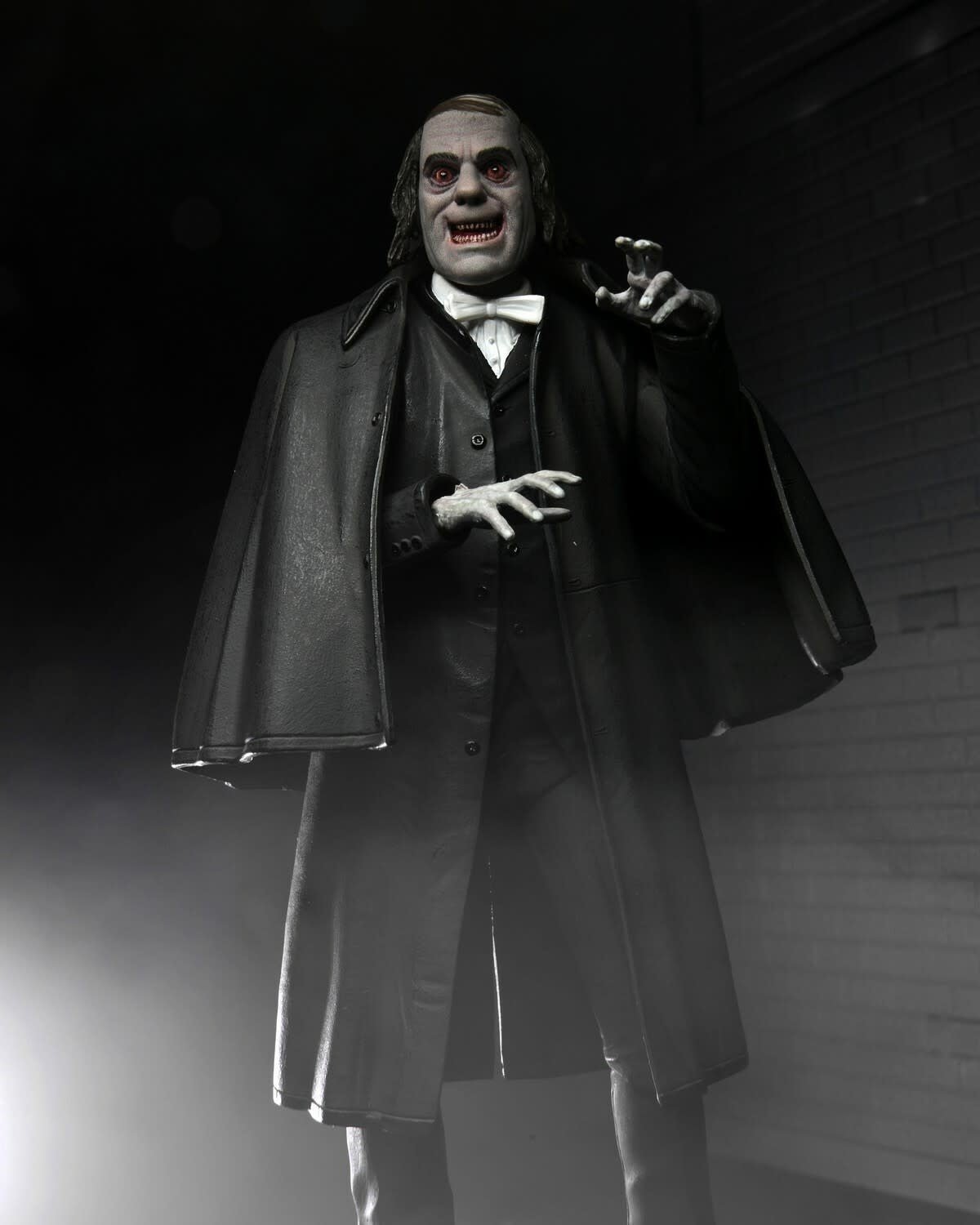 London After Midgnight: Ultimate Professor Edward C. Burke 7 inch Action figure - Fans Geek Store