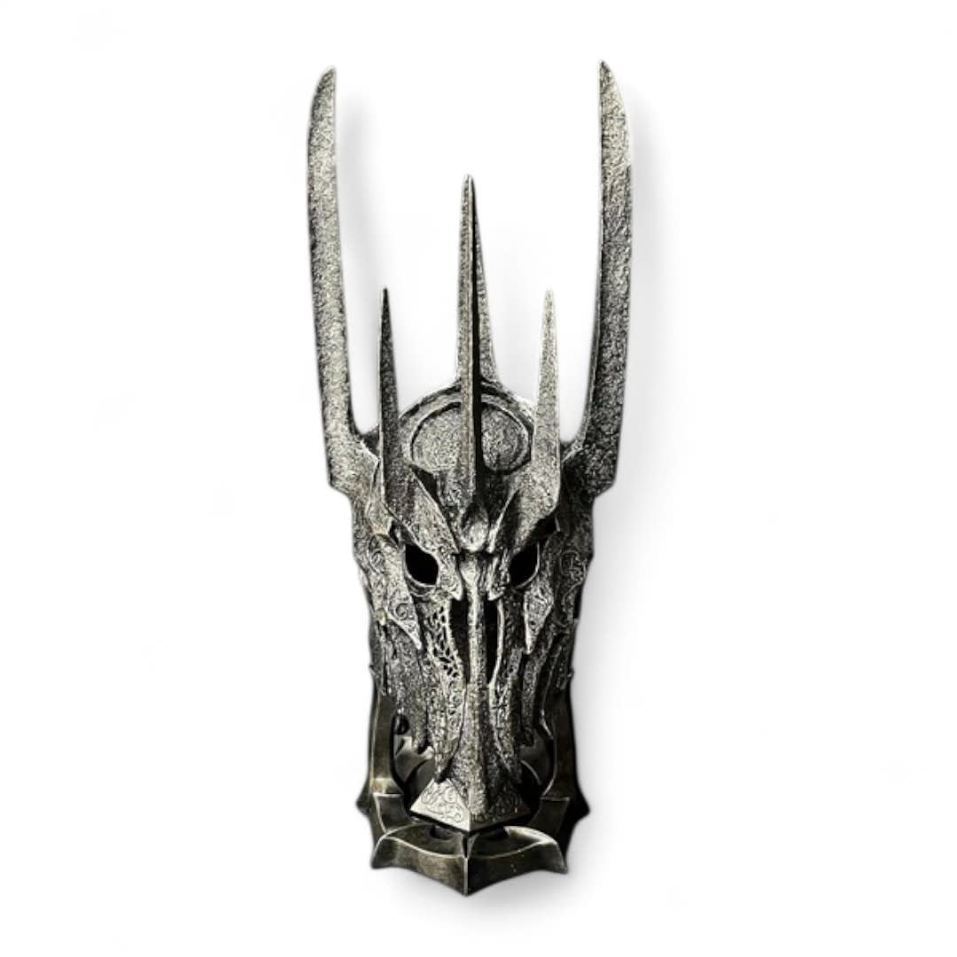 Lord of the Rings Museum Collection Replica 1/1 War Helm of Sauron 76 cm - Fans Geek Store