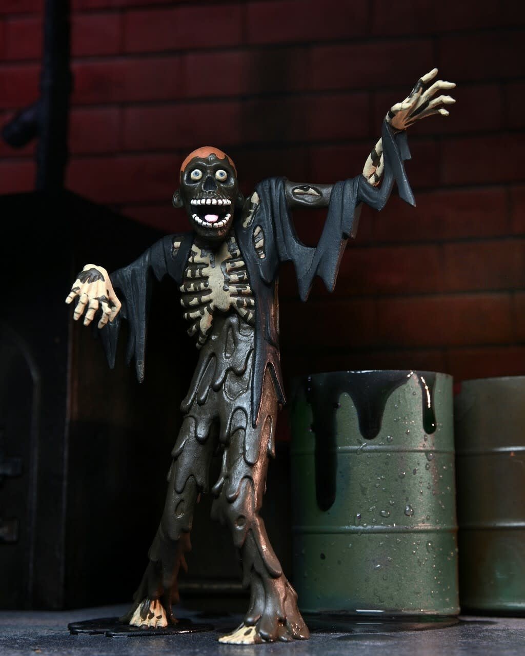 Return of the Living Dead: Toony Terrors - Tarman 6 inch (15cm) Action Figure - Fans Geek Store
